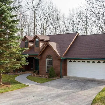 White Tail Cottage